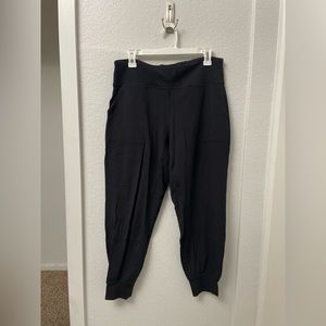 Lululemon High-Rise Align Jogger